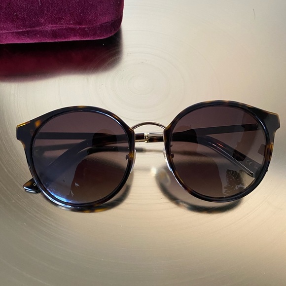 Gucci Round Sunglasses - Picture 6 of 8
